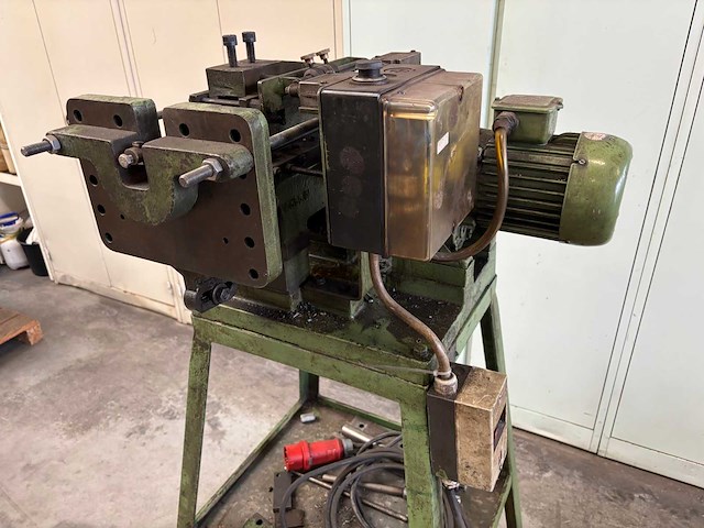 Vos - spiebaansteekmachine - afbeelding 1 van  11