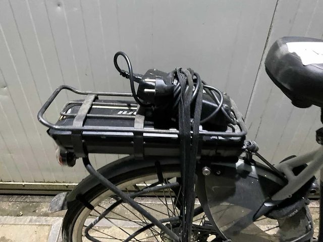 Votani elektrische fiets - afbeelding 6 van  10