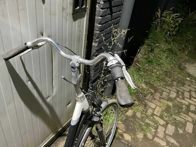 Votani elektrische fiets - afbeelding 8 van  10