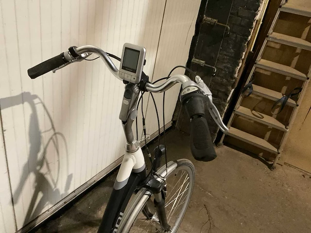 Votani elektrische fiets - afbeelding 11 van  13