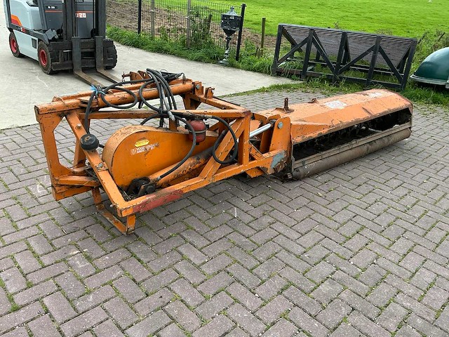 Votex roadmaster 190 klepelmaaier - afbeelding 14 van  18