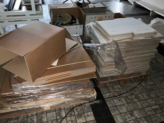 Vouw- en archiefdozen - afbeelding 1 van  3