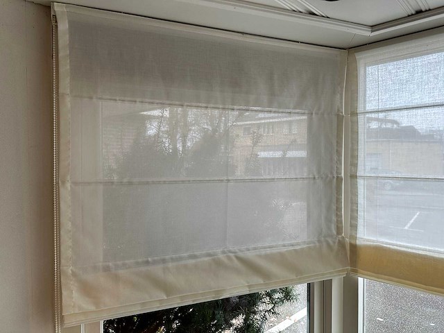 Vouwgordijn met baleinen (3x) - afbeelding 1 van  5