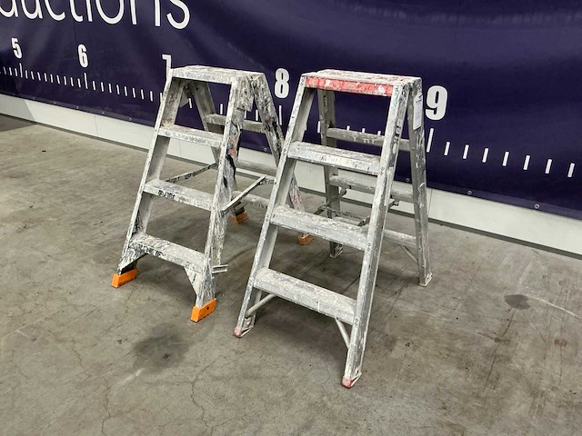 Vouwladder (2x) - afbeelding 1 van  5