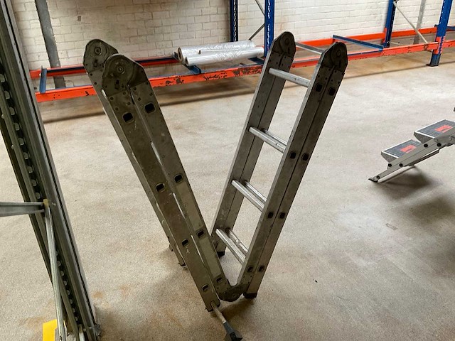 Vouwladder - afbeelding 2 van  2