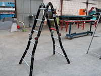 Vouwtrap altrex met 4x 3 treden. - afbeelding 1 van  2