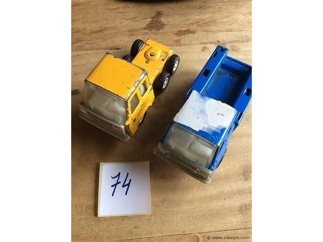 Vrachtwagen 2stuks metaal - afbeelding 1 van  2