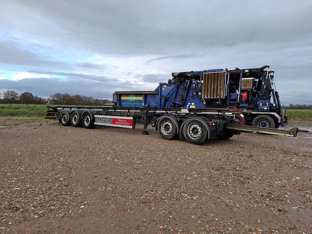 Vrachtwagen aanhanger bulthuis, tdga 03, bouwjaar 2004 - afbeelding 1 van  34