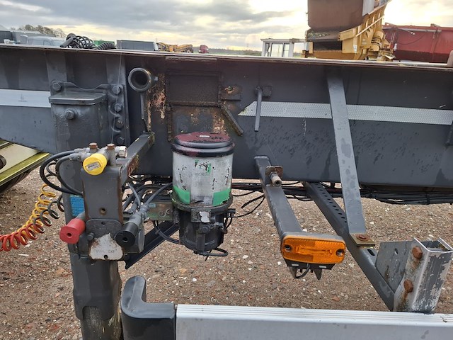 Vrachtwagen aanhanger bulthuis, tdga 03, bouwjaar 2004 - afbeelding 13 van  34