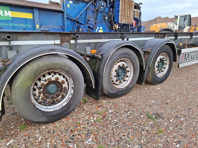 Vrachtwagen aanhanger bulthuis, tdga 03, bouwjaar 2004 - afbeelding 21 van  34