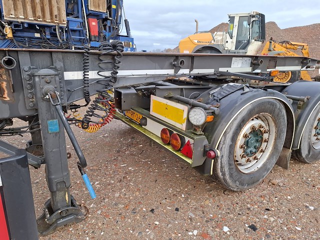 Vrachtwagen aanhanger bulthuis, tdga 03, bouwjaar 2004 - afbeelding 25 van  34