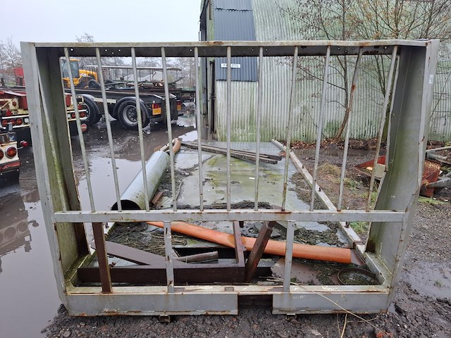 Vrachtwagen afzetbak - afbeelding 3 van  8