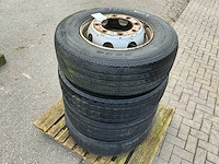 Vrachtwagen band wel velg (4x) - afbeelding 2 van  6