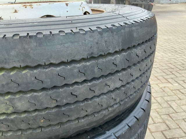 Vrachtwagen band wel velg (4x) - afbeelding 4 van  6