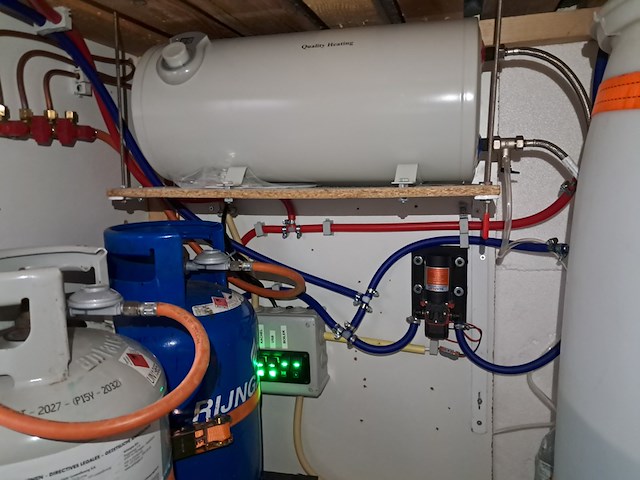 Vrachtwagen / camper, daf, ae45bf, 2002 - afbeelding 100 van  108