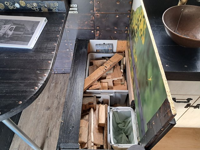 Vrachtwagen / camper, daf, ae45bf, 2002 - afbeelding 105 van  108