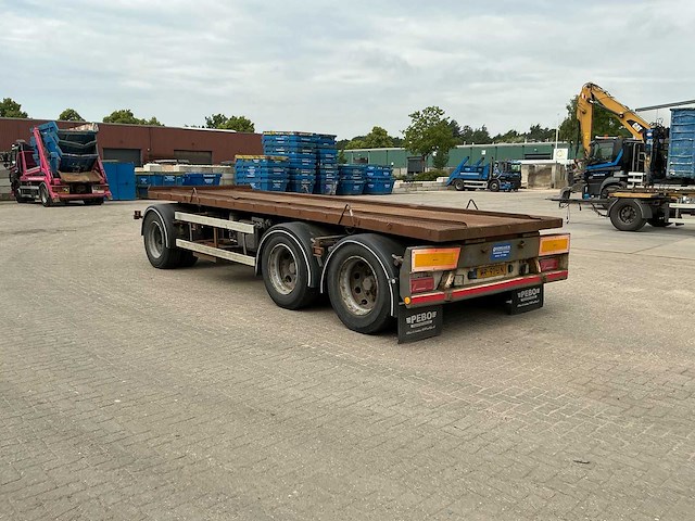 Vrachtwagen container aanhangwagen - afbeelding 16 van  22