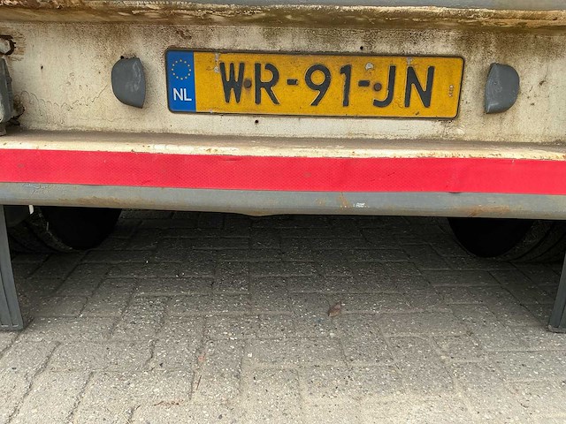 Vrachtwagen container aanhangwagen - afbeelding 9 van  22