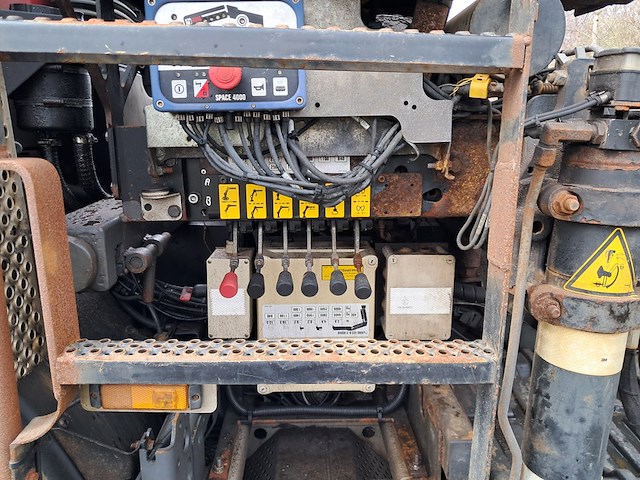 Vrachtwagen, daf, fan cf75, 2010, met haakarmsysteem, multilift xr21s51 en kraan, hiab 122 b-2 hiduo - afbeelding 8 van  65