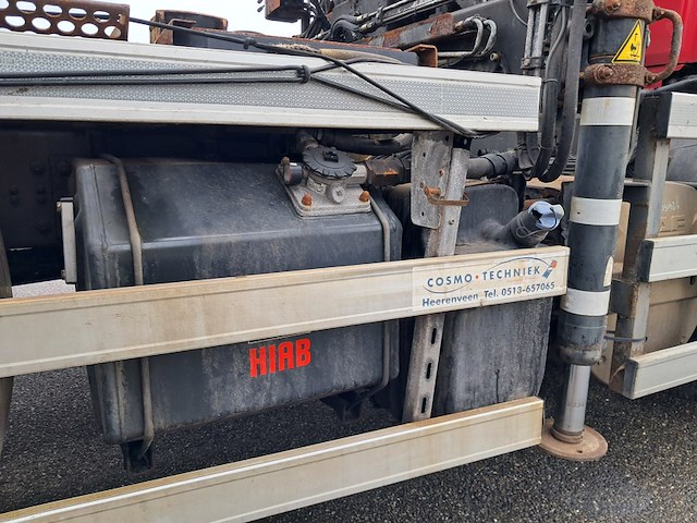 Vrachtwagen, daf, fan cf75, 2010, met haakarmsysteem, multilift xr21s51 en kraan, hiab 122 b-2 hiduo - afbeelding 27 van  65