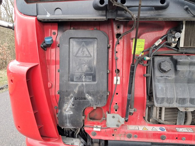 Vrachtwagen, daf, fan cf75, 2010, met haakarmsysteem, multilift xr21s51 en kraan, hiab 122 b-2 hiduo - afbeelding 41 van  65