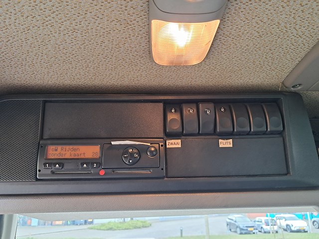 Vrachtwagen, daf, fan cf75, 2010, met haakarmsysteem, multilift xr21s51 en kraan, hiab 122 b-2 hiduo - afbeelding 51 van  65