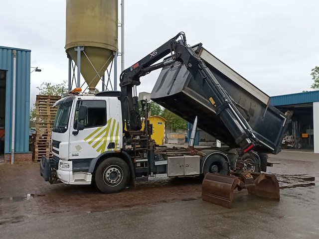 Vrachtwagen, daf, fan cf75 met laadkraan hiab xs kipper vossebelt, 2012 - afbeelding 12 van  41
