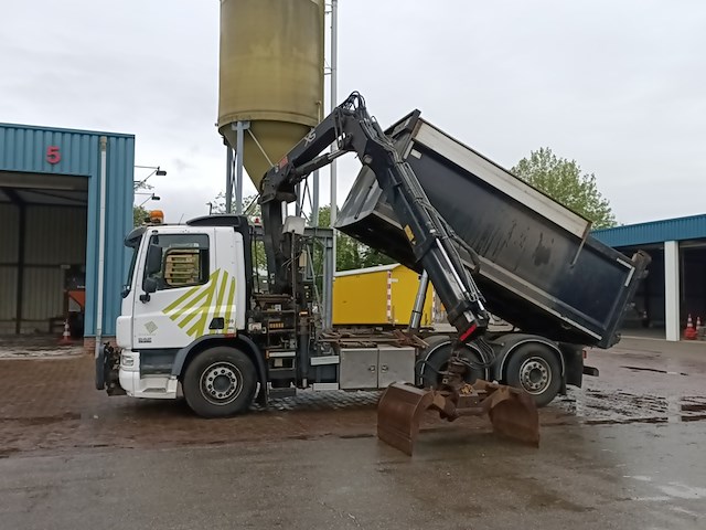 Vrachtwagen, daf, fan cf75 met laadkraan hiab xs kipper vossebelt, 2012 - afbeelding 23 van  41
