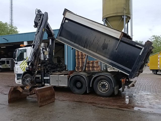 Vrachtwagen, daf, fan cf75 met laadkraan hiab xs kipper vossebelt, 2012 - afbeelding 34 van  41