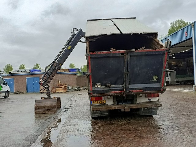 Vrachtwagen, daf, fan cf75 met laadkraan hiab xs kipper vossebelt, 2012 - afbeelding 39 van  41
