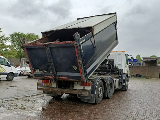 Vrachtwagen, daf, fan cf75 met laadkraan hiab xs kipper vossebelt, 2012 - afbeelding 41 van  41