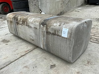 Vrachtwagen dieseltank - afbeelding 2 van  6