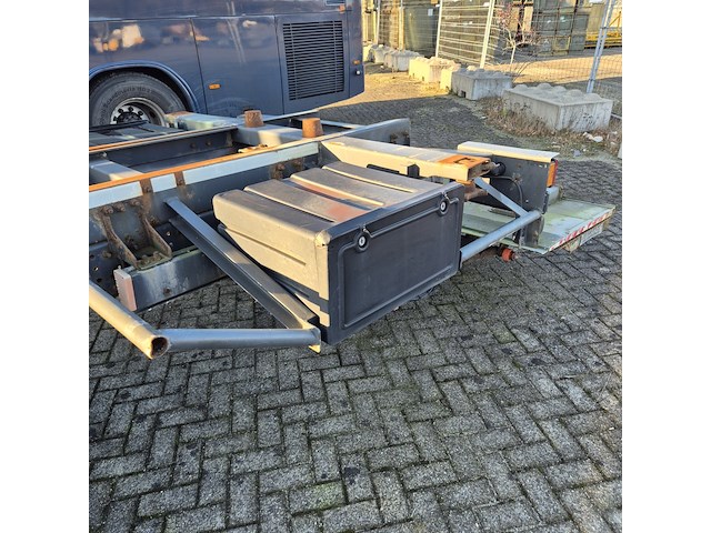 Vrachtwagen, iveco, 2008 - afbeelding 2 van  29