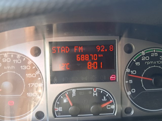 Vrachtwagen , iveco, 35c14gd, 2011 - afbeelding 24 van  48