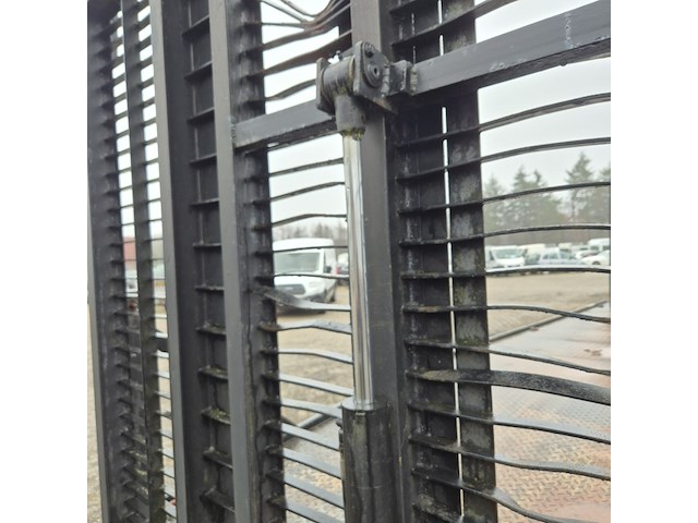 Vrachtwagen, iveco, 90e21, 2004 - afbeelding 10 van  35