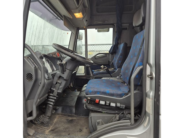 Vrachtwagen, iveco, 90e21, 2004 - afbeelding 13 van  35