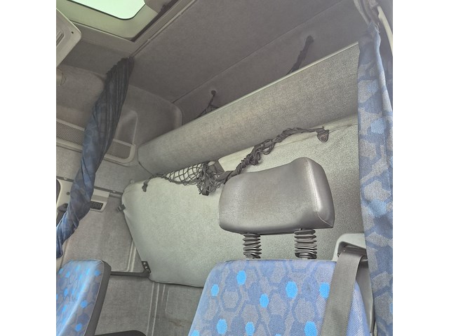 Vrachtwagen, iveco, 90e21, 2004 - afbeelding 15 van  35