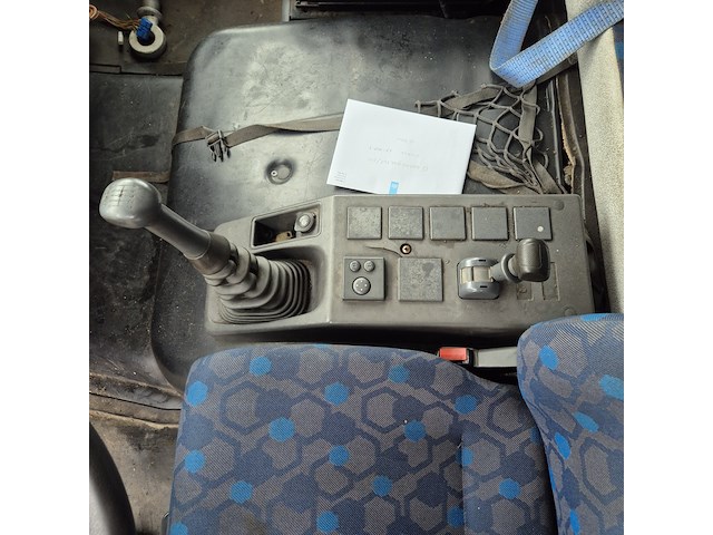 Vrachtwagen, iveco, 90e21, 2004 - afbeelding 22 van  35