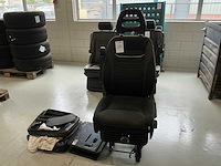 Vrachtwagen iveco stoel - afbeelding 2 van  5