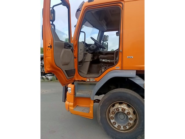 Vrachtwagen kipper, daf, fa lf55.220 met laadkraan hiab 088b-2 duo, 2011 - afbeelding 3 van  46