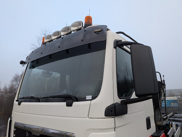 Vrachtwagen, man, tgs 35.440 8x4 hmf 16 tonmeter z-kraan, 2012 - afbeelding 2 van  42