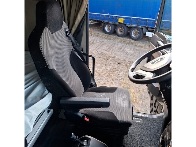 Vrachtwagen, man, tgx, 2018 - afbeelding 16 van  48