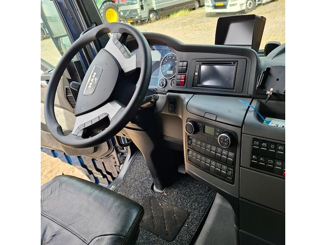 Vrachtwagen, man, tgx 41.680 8x4/4, 2009 - afbeelding 14 van  39