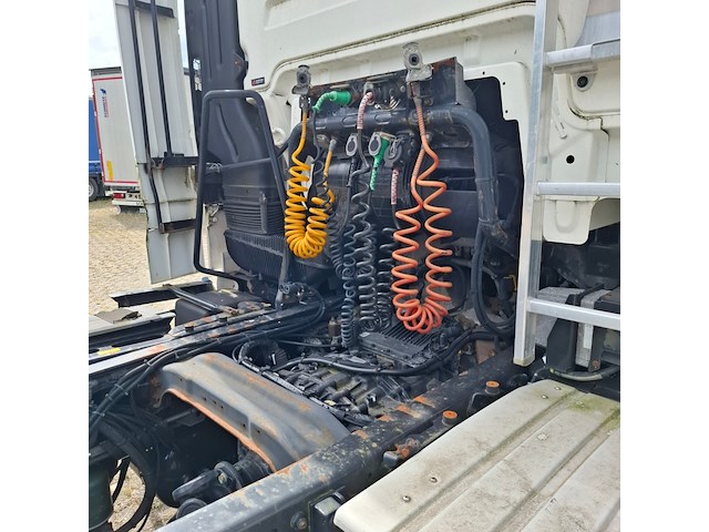 Vrachtwagen, man, tgx - afbeelding 14 van  30