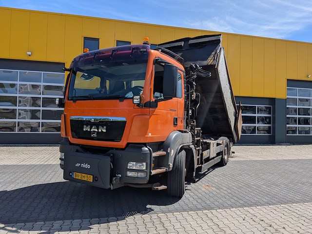 Vrachtwagen met autolaadkraan en kipperbak, man, tgs 18.320 4x4h bl - afbeelding 12 van  50