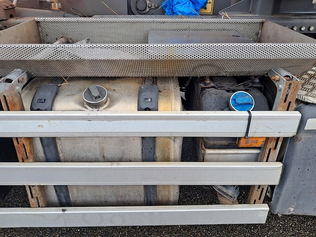 Vrachtwagen met haakarmsysteem, scania, n341, 2015, incl. gedemonteerde kraan, hyvalift 25.60 sk - afbeelding 28 van  60