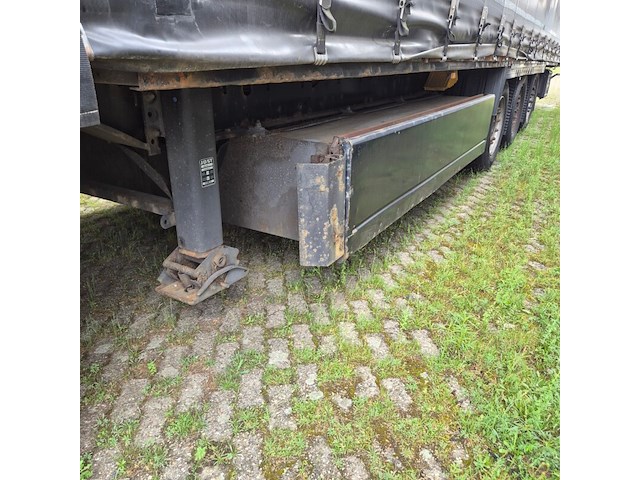 Vrachtwagen met oplegger, daf / krone, xf 460 ft / sd - afbeelding 33 van  44