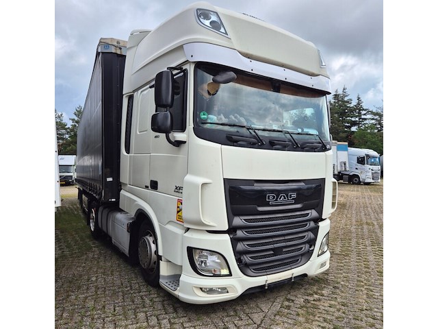 Vrachtwagen met oplegger, daf / krone, xf 460 ft / sd - afbeelding 23 van  44