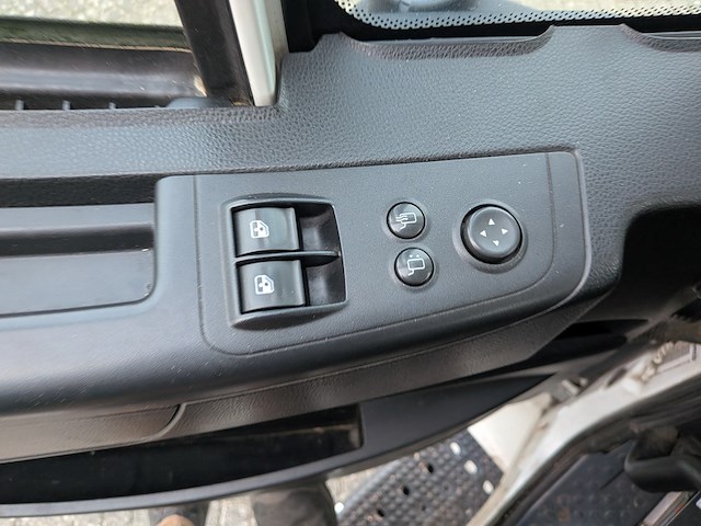 Vrachtwagen met zijlader en containersysteem, iveco, ad260sy/cng, 2017 - afbeelding 13 van  57