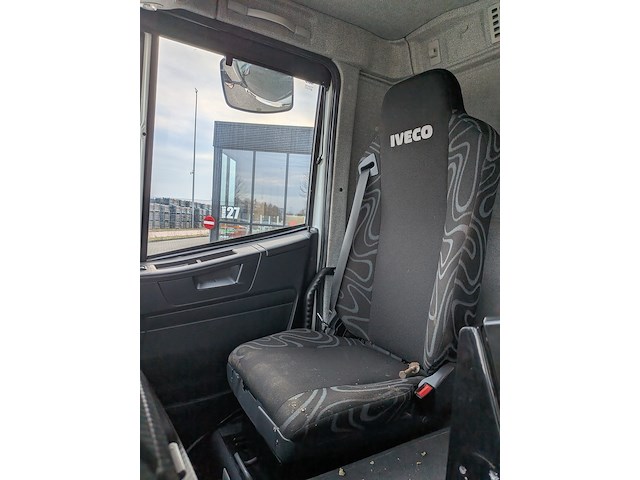 Vrachtwagen met zijlader en containersysteem, iveco, ad260sy/cng, 2017 - afbeelding 24 van  57